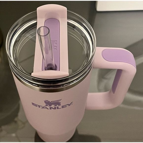 NWT Stanley Quencher H2.0 FlowState Tumbler (Soft Matte) 30oz, Orchid - Picture 3 of 4